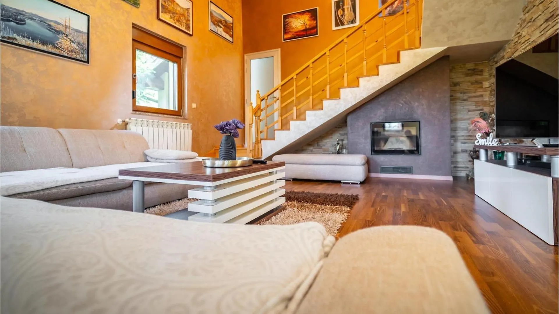 3 Bedroom Stunning Home In Vrata Croatia